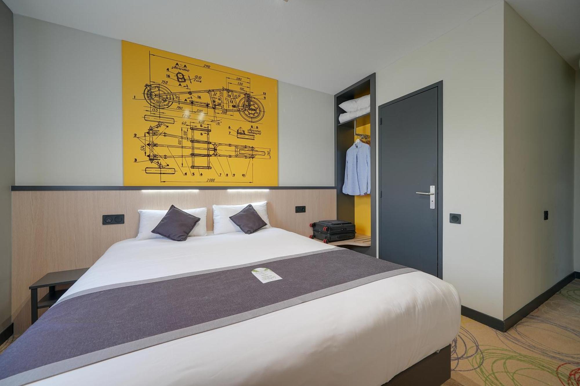 Brit Hotel Le Cottage Le Mans Sud Arnage Buitenkant foto