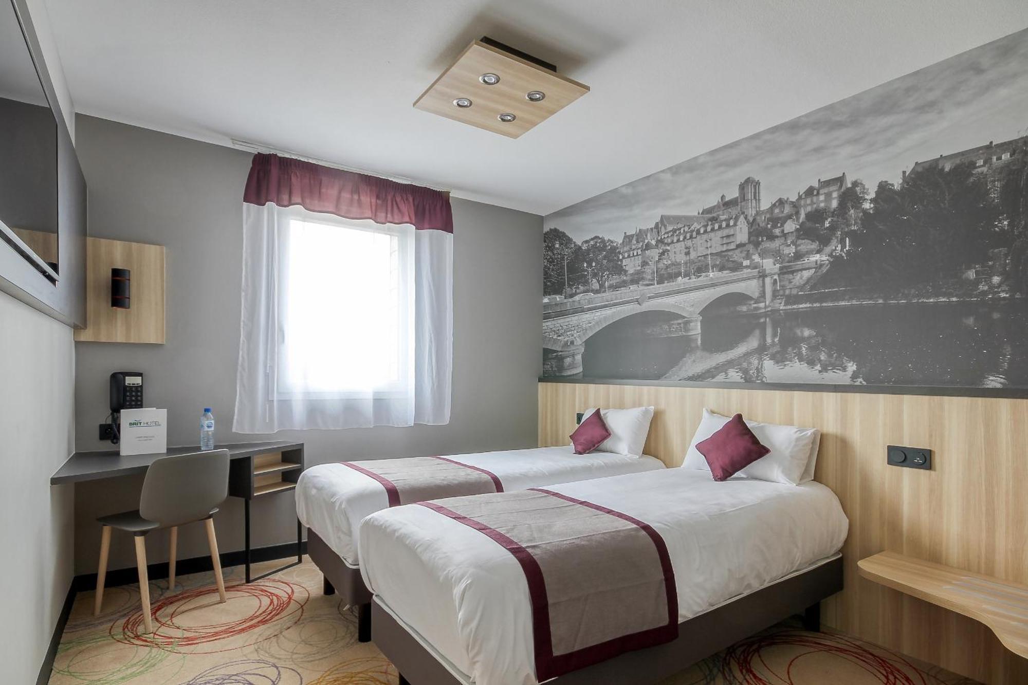 Brit Hotel Le Cottage Le Mans Sud Arnage Buitenkant foto